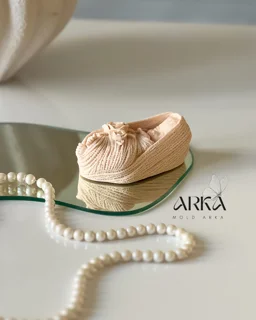 نوزاد قنداقی سه‌بعدی ساخته شده با قالب سیلیکونی